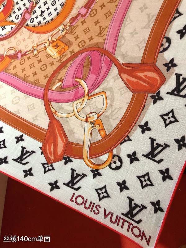 Louis Vuitton Scarf LVC00575